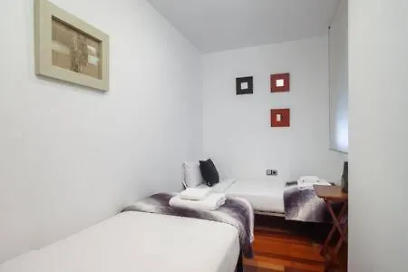 Wonderful 2-Bd Apart With Balcony Plaza Cataluna Barcelona